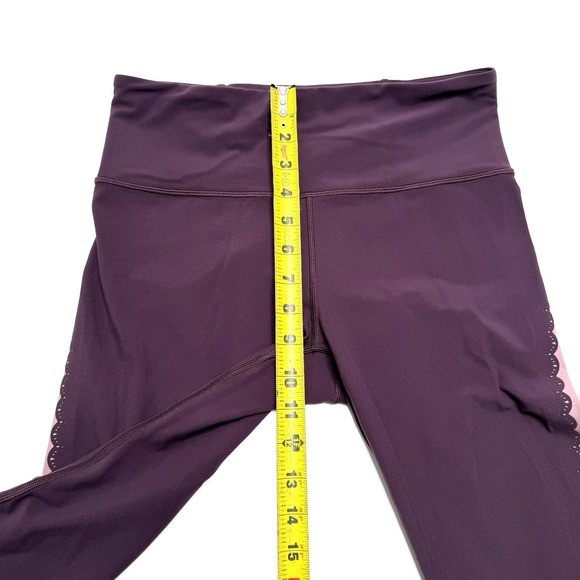 Athleta Purple Elation Scallop Capri‎ Leggings Size M Agate High Waist Yoga Cute - Picture 3 of 10